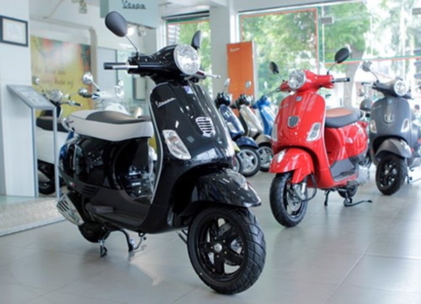 Mẫu xe GTS 125 năm 2013 của Piaggio Việt Nam trang bị động cơ 4 thì xi-lanh đơn được hỗ trợ công nghệ phun xăng điện tử tiên tiến nhất của hãng. Thông số nhà kĩ thuật đưa ra với mẫu xe này là 1,56 lít/100 km tại tốc độ 50 km/h.